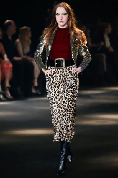 Look 40